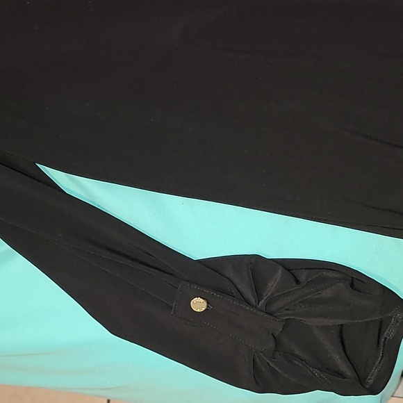 Anne Klein Soft Button Up Top - Picture 4 of 5